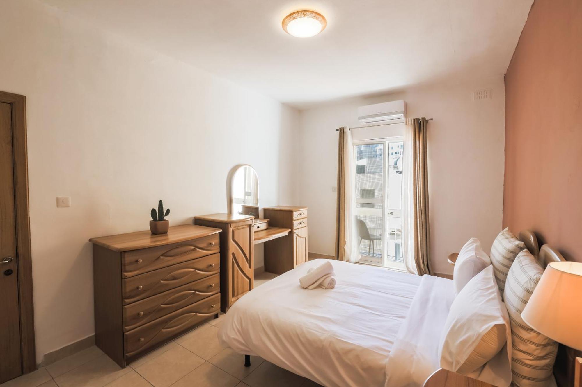 Sliema 3 Bedrooms Apartment מראה חיצוני תמונה